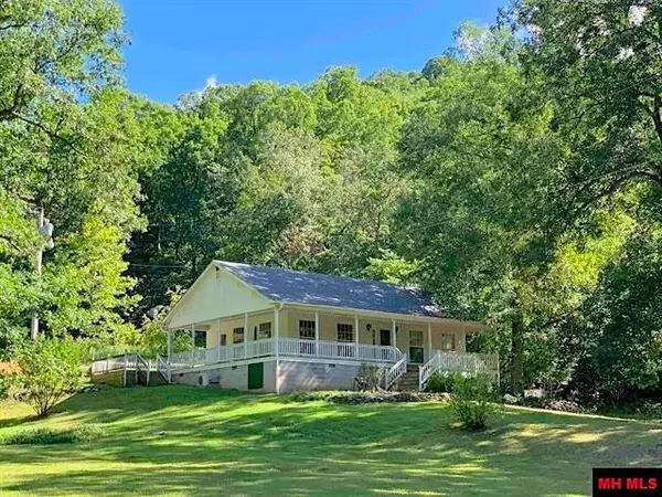 1672 MC 6065, Flippin, AR 72634