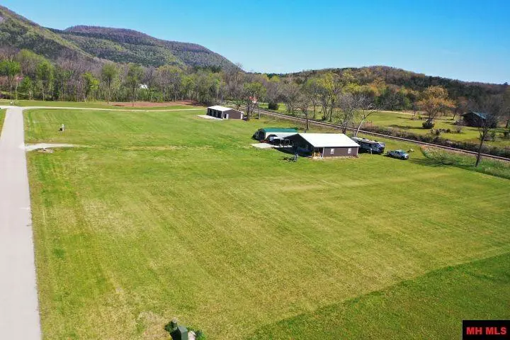 333 MANOR DRIVE, Melbourne, AR 72556 - #1