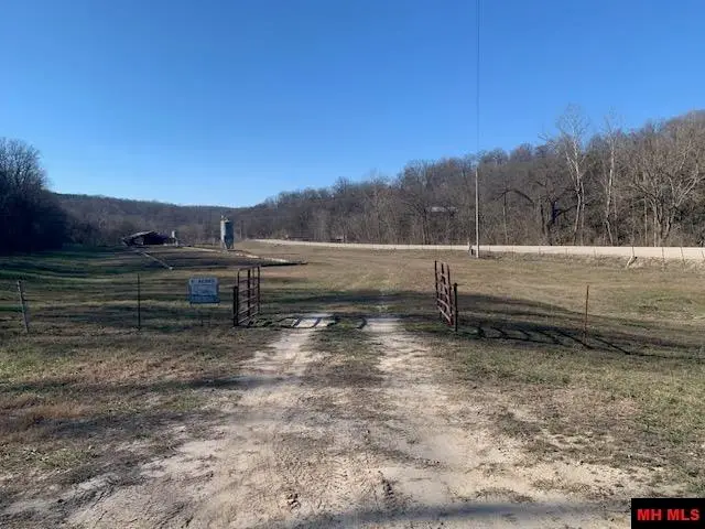 1166 MC 3021, Pyatt, AR 72672 - Image #1