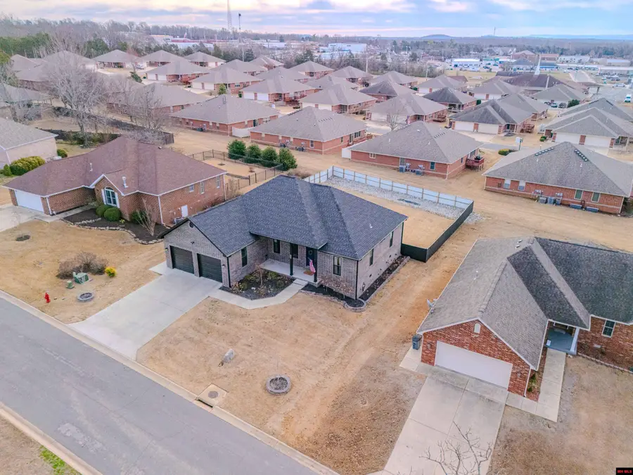 1216 CHESTNUT HILLS DRIVE, Mountain Home, AR 72653 - Image #2