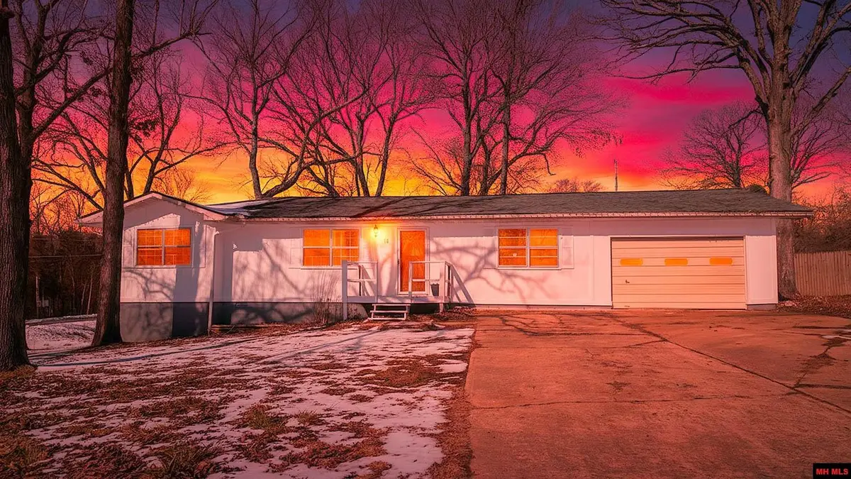 124 W 13TH STREET, Yellville, AR 72687 - Image #1