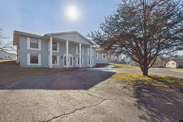 160 SPRING LAKE DRIVE, Mountain Home, AR 72653