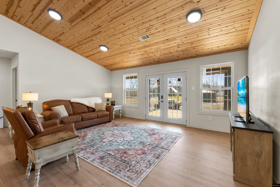 304 CROCKET LANE, Norfork, AR 72650 - #3