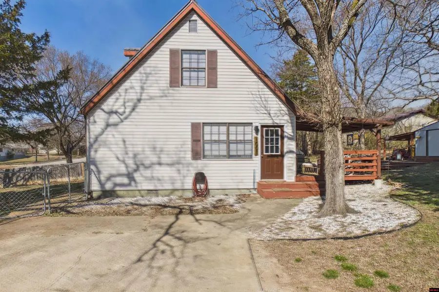 1001 N ESTES AVENUE, Yellville, AR 72687 - #3