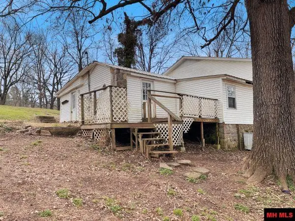 1030 BETHEL AVENUE, Mammoth Spring, AR 72554