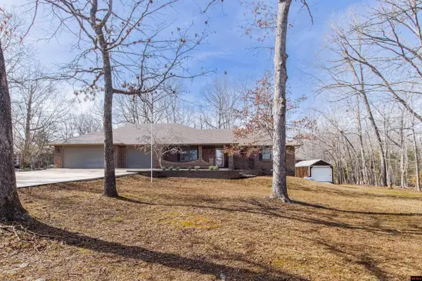 102 LAKEVIEW DRIVE, Bull Shoals, AR 72619