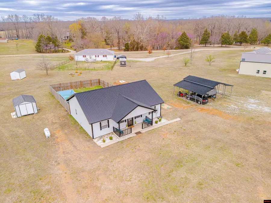 1926 MC 7001, Flippin, AR 72634 - #2