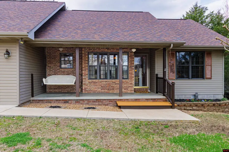 110 LAKE FOREST CIRCLE, Bull Shoals, AR 72619 - #2