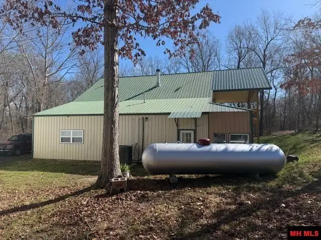 4083 PICKREN HALL ROAD, Viola, AR 72583 - #3