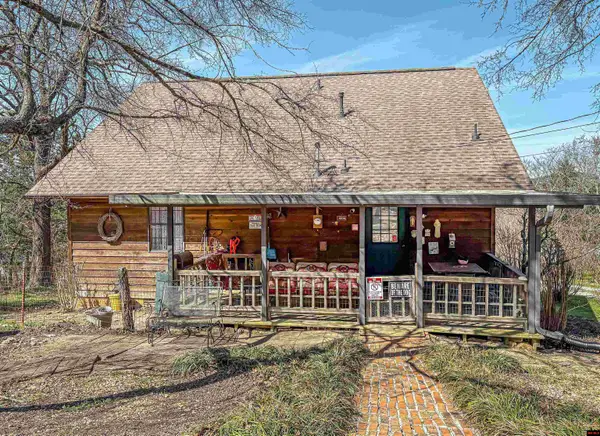 1013 BROADWAY, Yellville, AR 72687