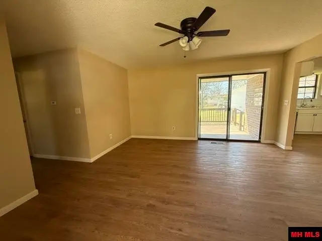 810 CAPITOL DRIVE, Mountain Home, AR 72653 - #3