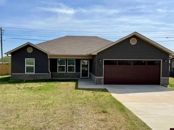1104 OZARK AVENUE, Mountain Home, AR 72653