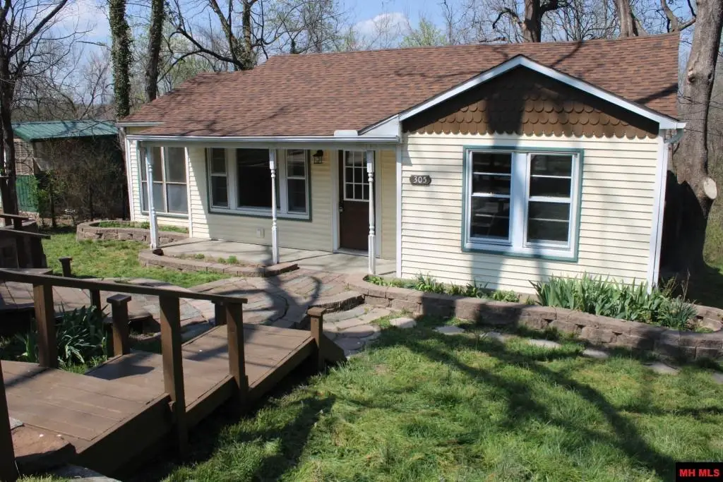 305 E SOUTH AVENUE, Harrison, AR 72601 - #1