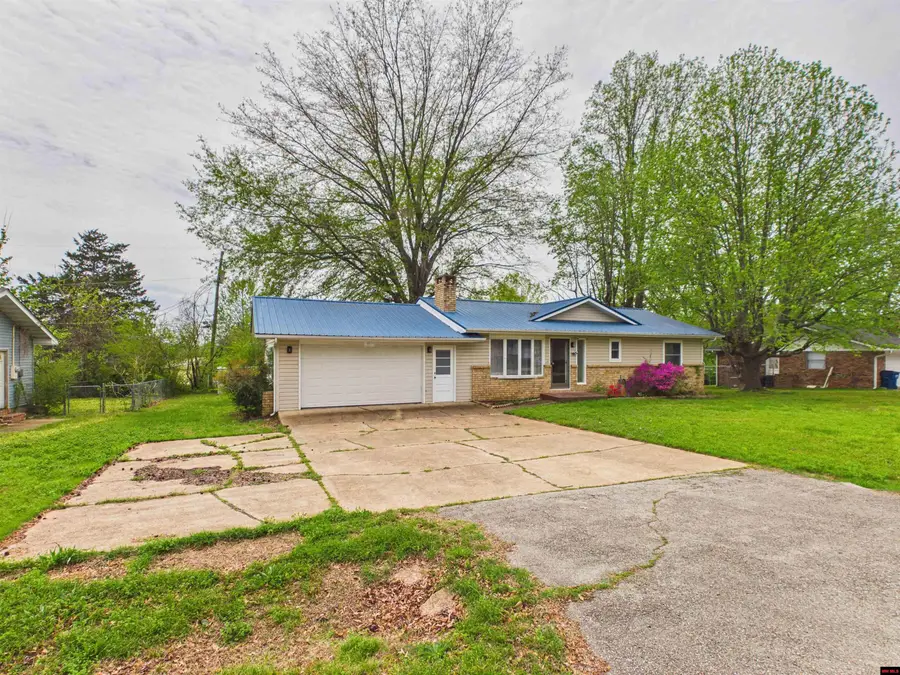 924 DIXIE STREET, Mountain Home, AR 72653 - #2
