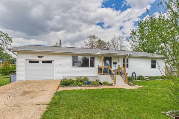 211 W 3RD STREET, Mountain Home, AR 72653