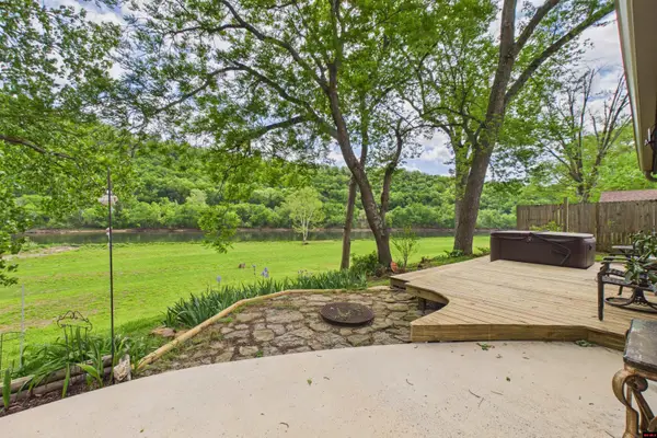 2752 RIVERVIEW DRIVE, Norfork, AR 72658