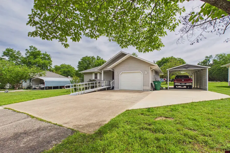 303 SOUTH STREET COURT, Flippin, AR 72634 - #2