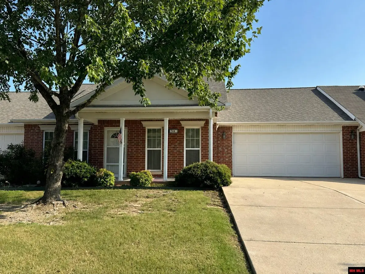 746 EMBASSY PARKWAY, Mountain Home, AR 72653 - #1