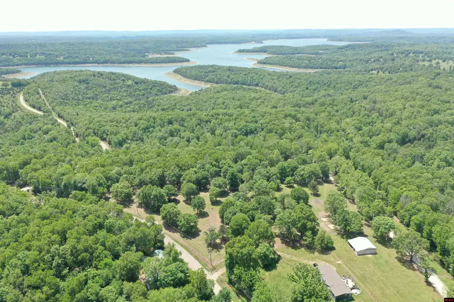 100 McCRACKEN RIDGE ROAD, Mountain Home, AR 72653 - #3