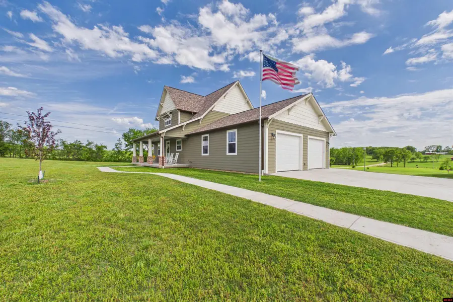 16 DEBONAIR COURT, Gassville, AR 72635 - #2