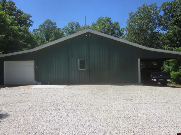 1043 LOCH LOMOND DRIVE, Mountain Home, AR 72653