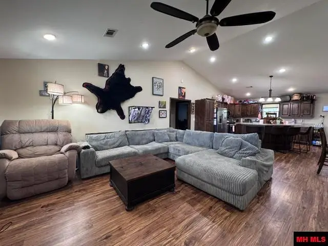 711 E RED BARN ROAD, Cave City, AR 72521 - #2