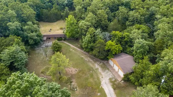 1394 MC 143, Oakland, AR 72661