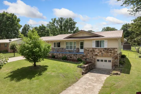 106 CARDINAL, Harrison, AR 72601