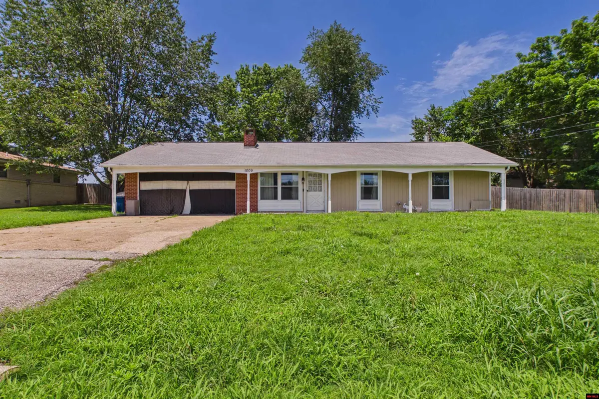 1009 TANGLEWOOD DRIVE, Mountain Home, AR 72653 - #1