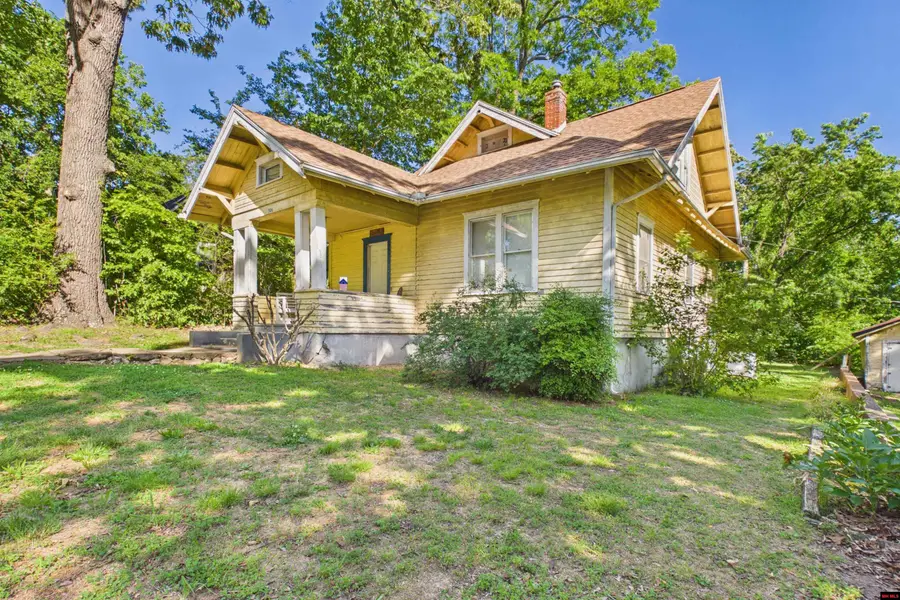 509 POWELL AVENUE, Cotter, AR 72626 - #2