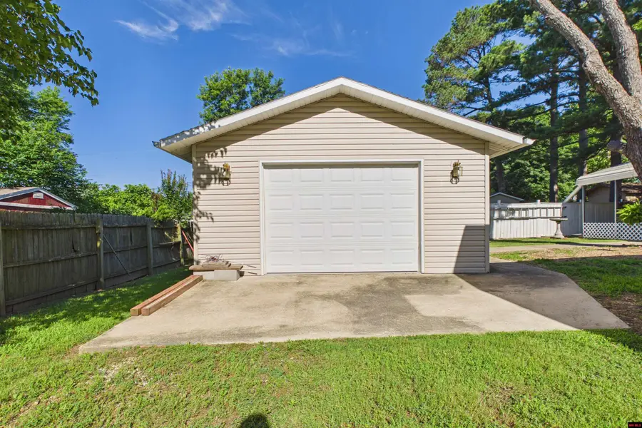 340 S JOHNSON STREET, Gassville, AR 72635 - #3