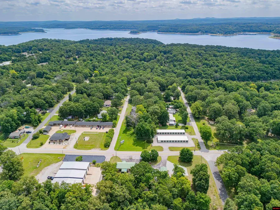 1203 BULL SHOALS DAM BOULEVARD, Bull Shoals, AR 72619 - #2