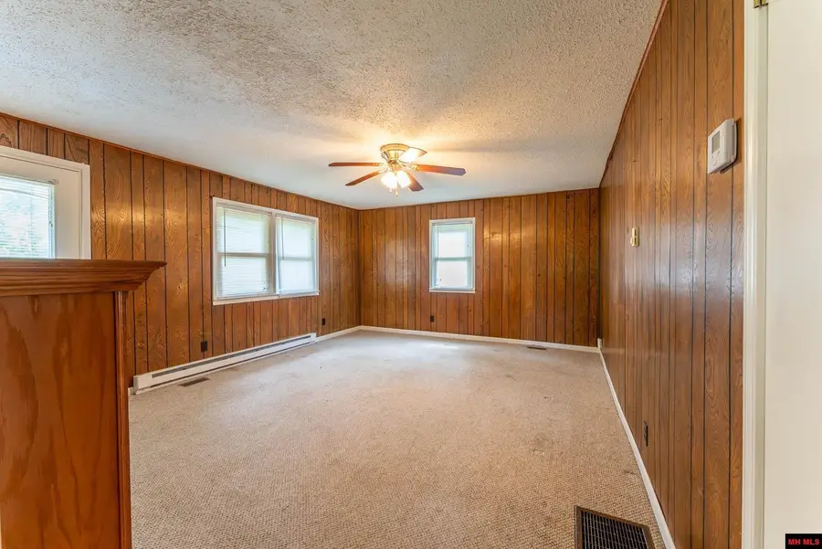 2804 AMON DRIVE, Summersville, MO 65571 - #3