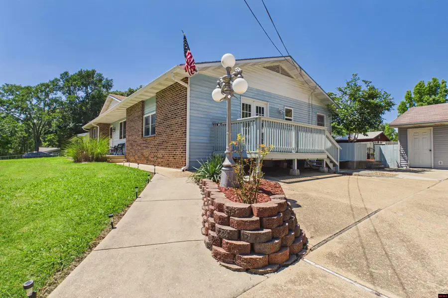 108 MCDONALD MEADOWS PARKWAY, Bull Shoals, AR 72619 - #2