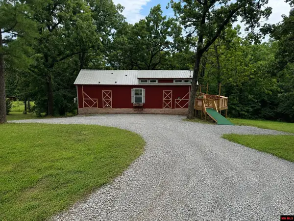 115 OAKWOOD ACRES CIRCLE, Flippin, AR 72634