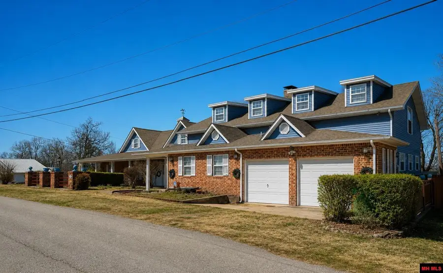 116 6TH STREET, Cotter, AR 72626 - #2