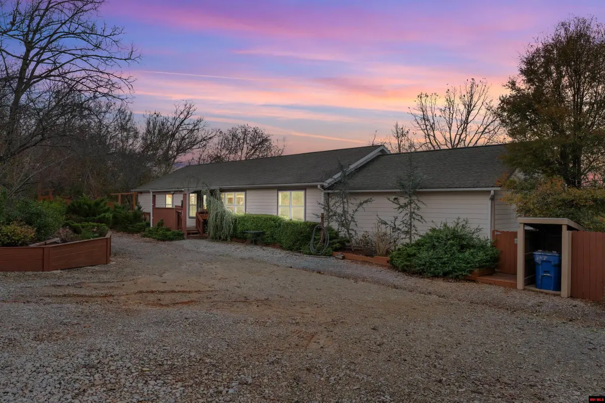 311 CR 804, Gamaliel, AR 72537 - #1
