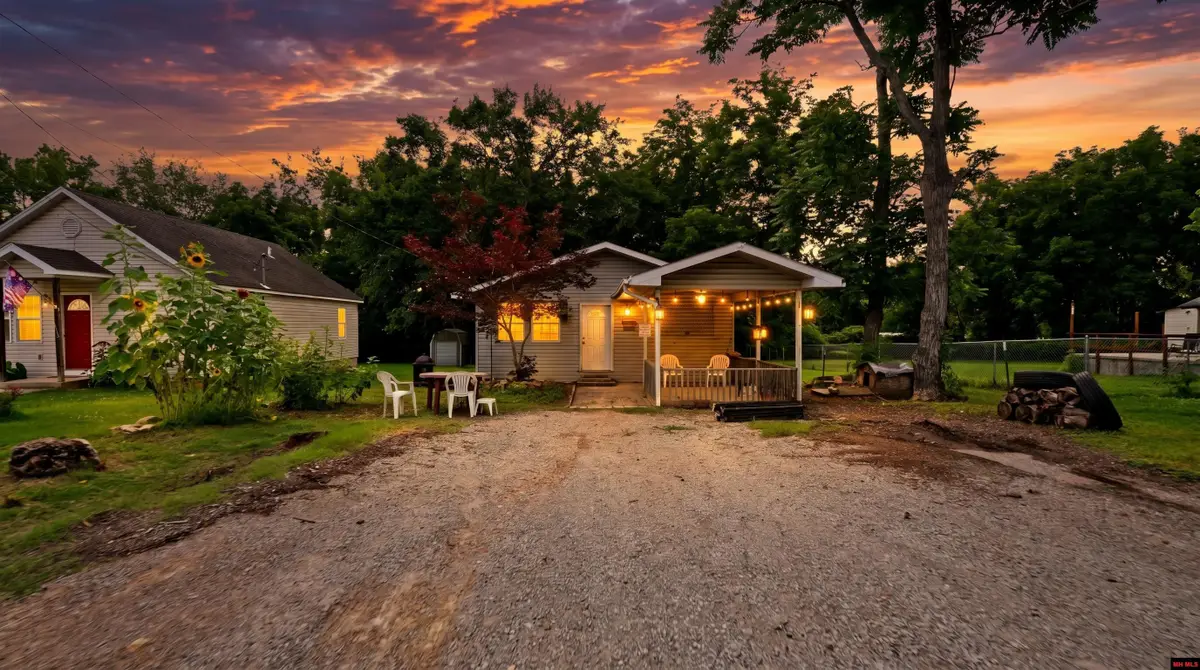 800 N WAVERLY ROAD, Mountain Home, AR 72576 - #1