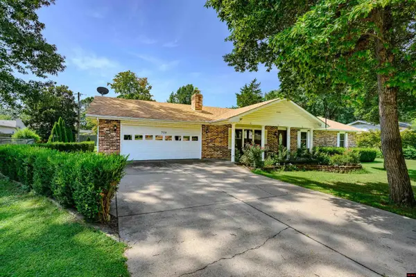 708 BAXTER AVENUE, Mountain Home, AR 72653