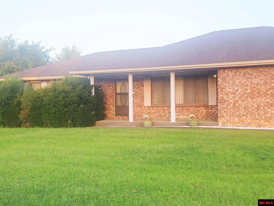 1403 MISTLETOE, Mountain Home, AR 72653 - #1