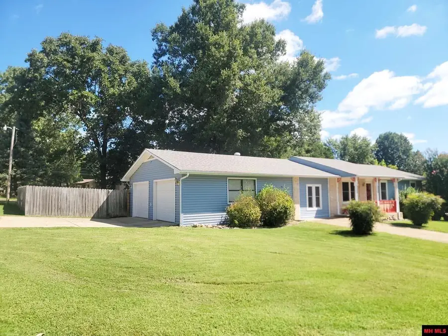 608 MONTGOMERY AVENUE, Mountain Home, AR 72653 - #3