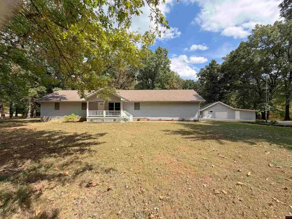 73 CR 462, Mountain Home, AR 72653