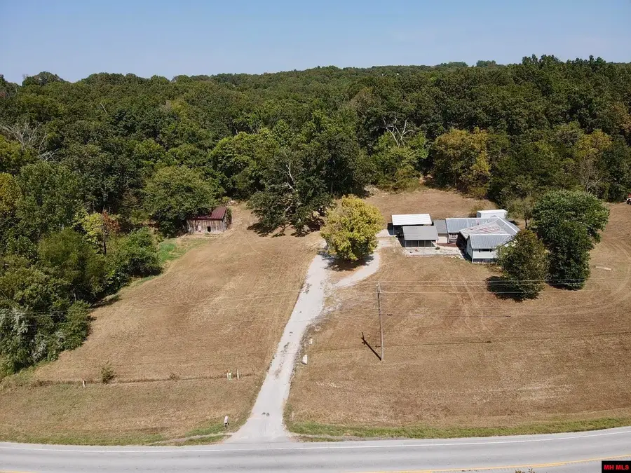 8523 HWY 62 WEST, Yellville, AR 72687 - #2