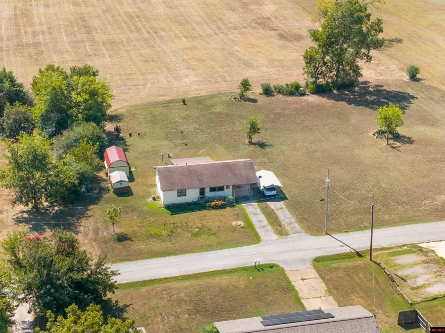 209 E SANFORD STREET, Gassville, AR 72635 - #2