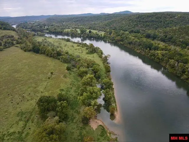 2134 CR 124, Calico Rock, AR 72519 - #2