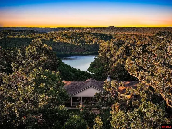 98 LAKE HEIGHTS DRIVE, Mountain Home, AR 72653