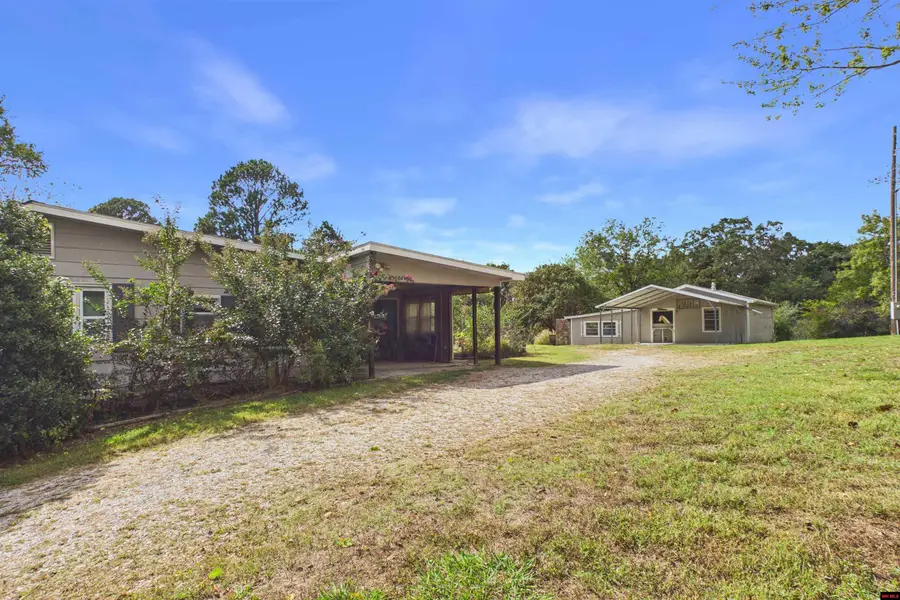 7488 HWY 101 NORTH, Gamaliel, AR 72537 - #3