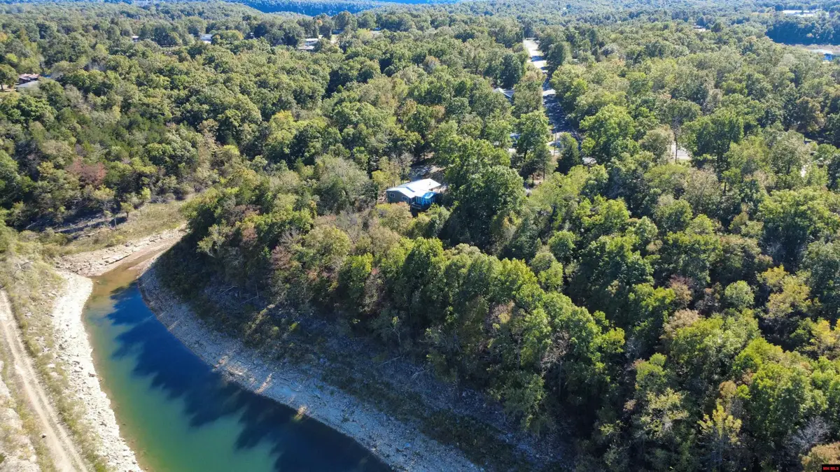 401 SHORECREST DRIVE, Bull Shoals, AR 72619 - #1
