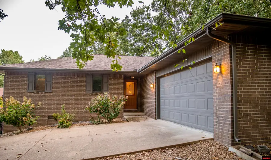 906 PAR DRIVE, Mountain Home, AR 72653 - #2