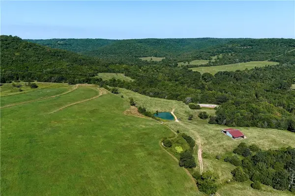 613.19 AC County Rd 211, Eureka Springs, AR 72632